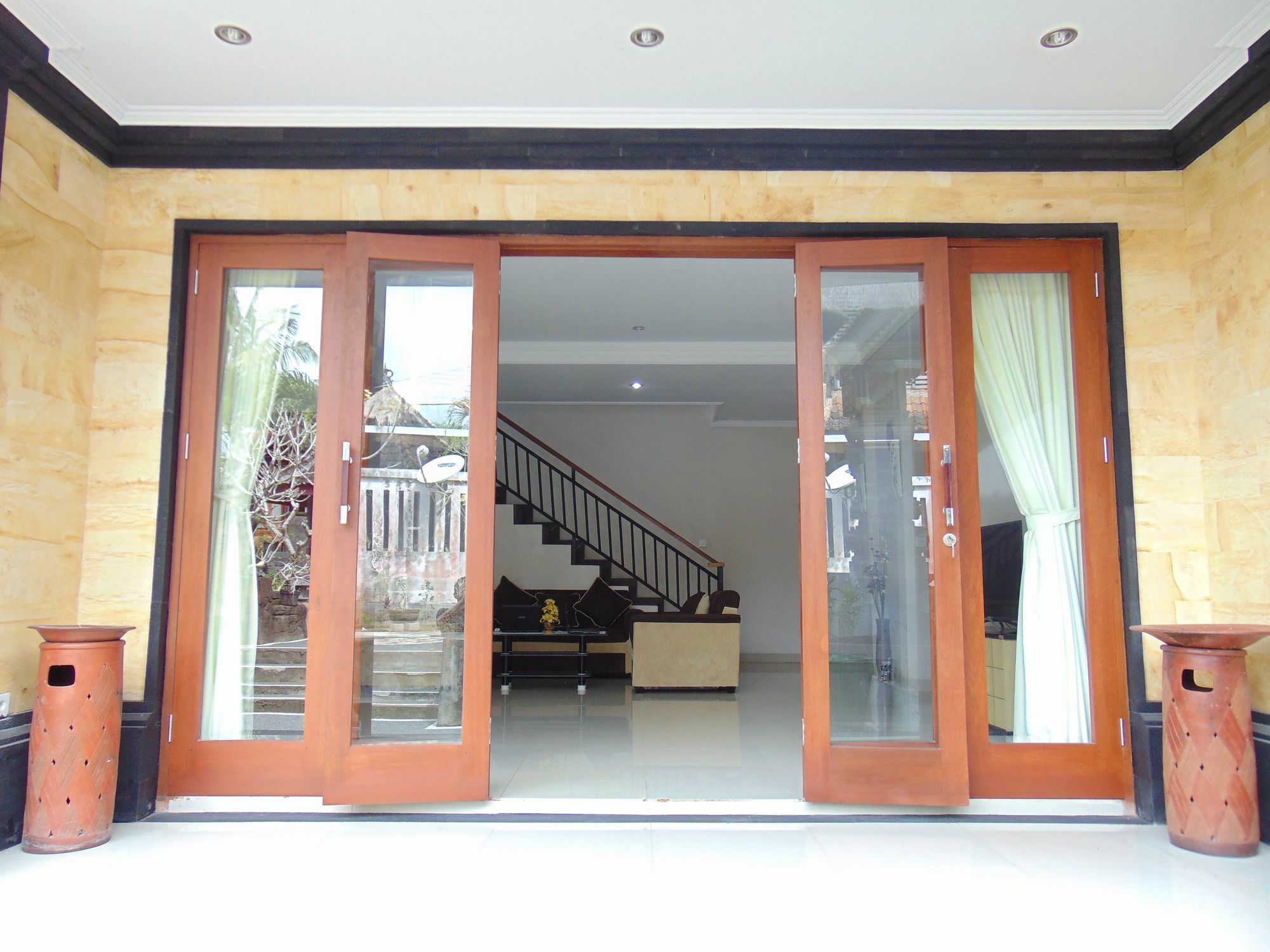 Dipondok Homestay Пекату Экстерьер фото