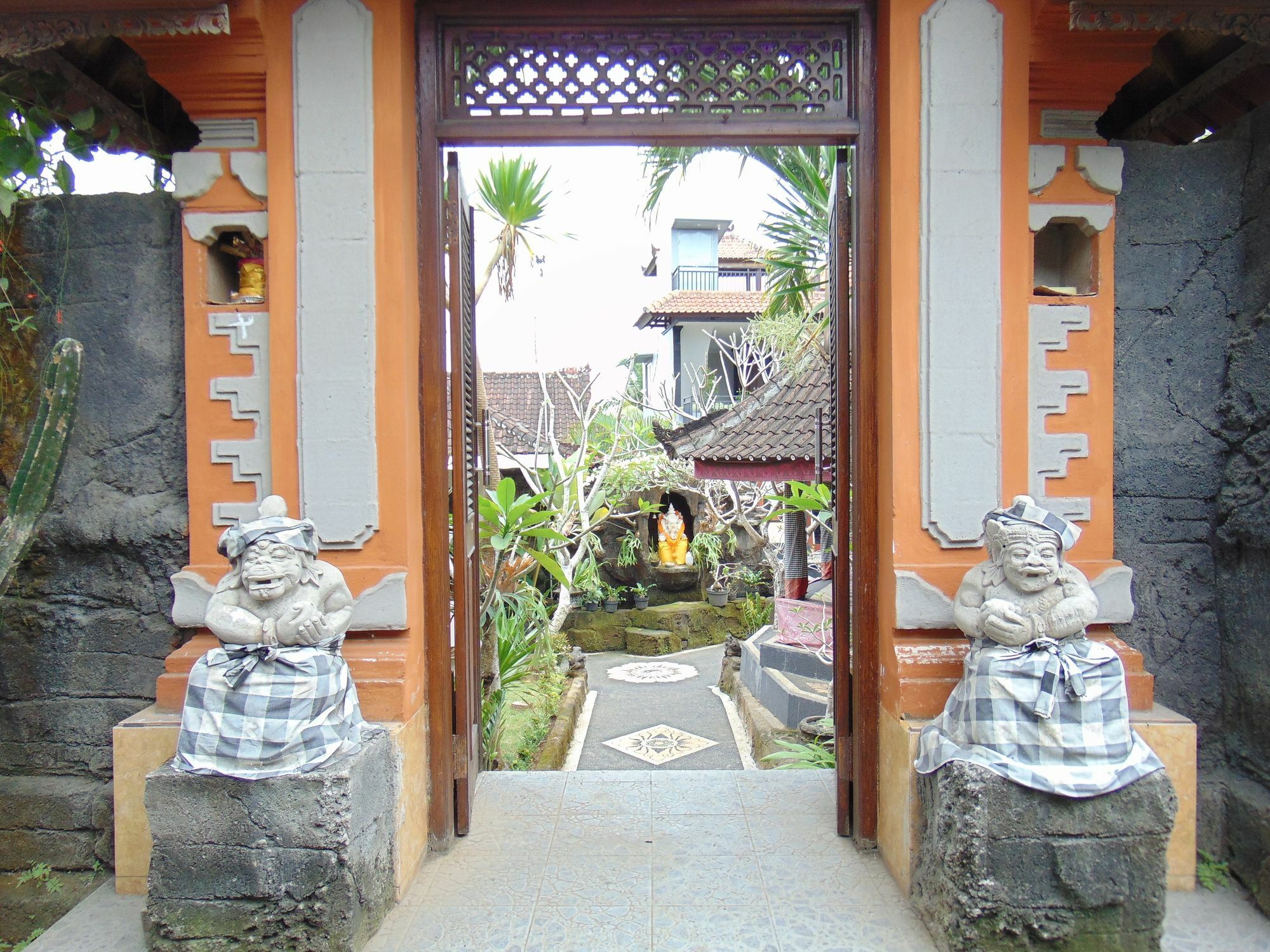 Dipondok Homestay Пекату Экстерьер фото