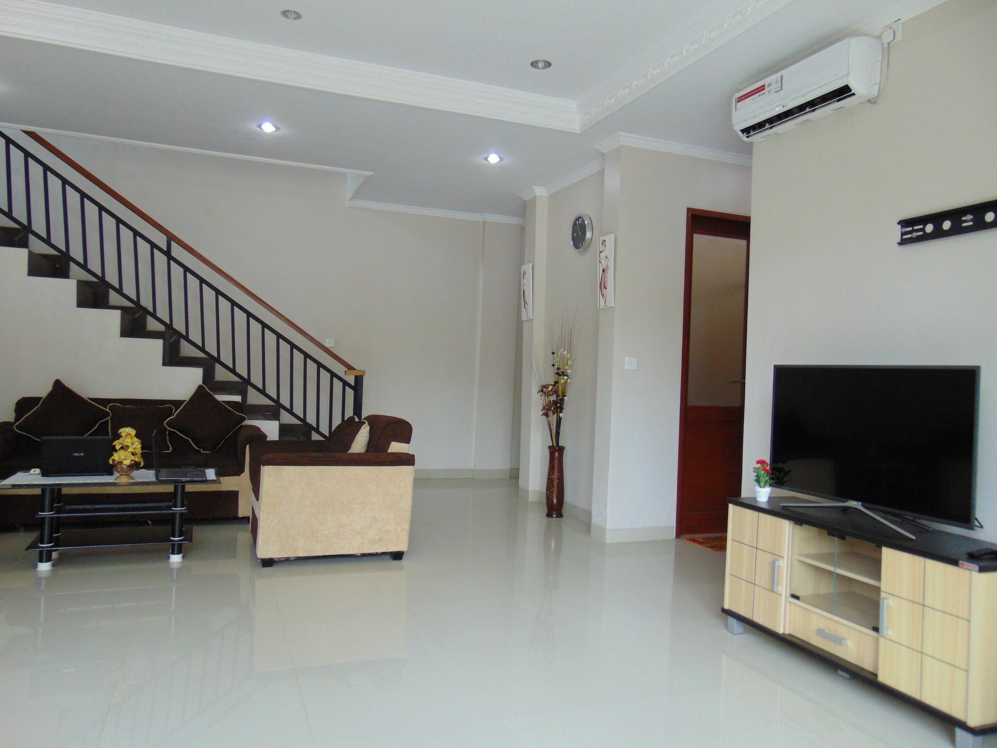 Dipondok Homestay Пекату Экстерьер фото